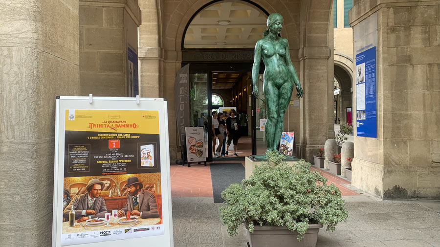 Ingresso della Galleria Caffè a San Marino